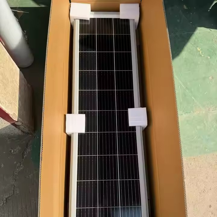 Dissipação Rápida de Calor Iluminação Externa Economia de Energia À Prova D'Água IP66 40W LED Tudo em Um Luz de Rua Solar Alumínio Fundido