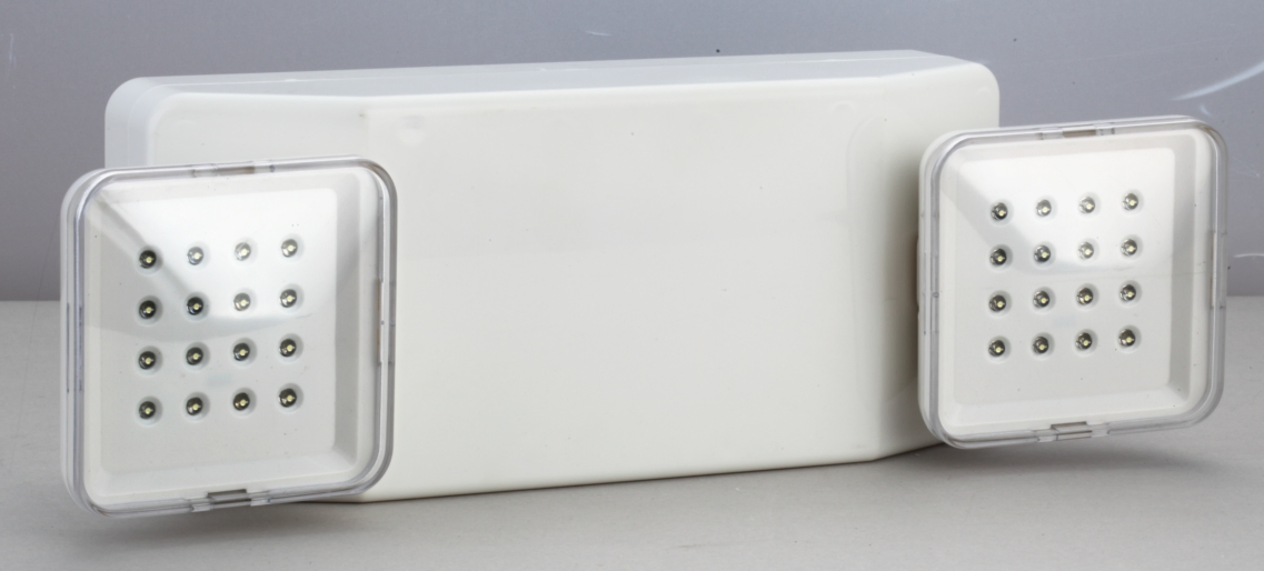 Iluminação de Emergência Recarregável 8054 com 72LEDs