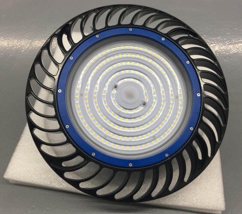 5 Anos de Garantia Iluminação de Alto Lúmen 100W 120W 150W 200W 250W Luminárias de Alta Potência LED UFO para Teto Alto