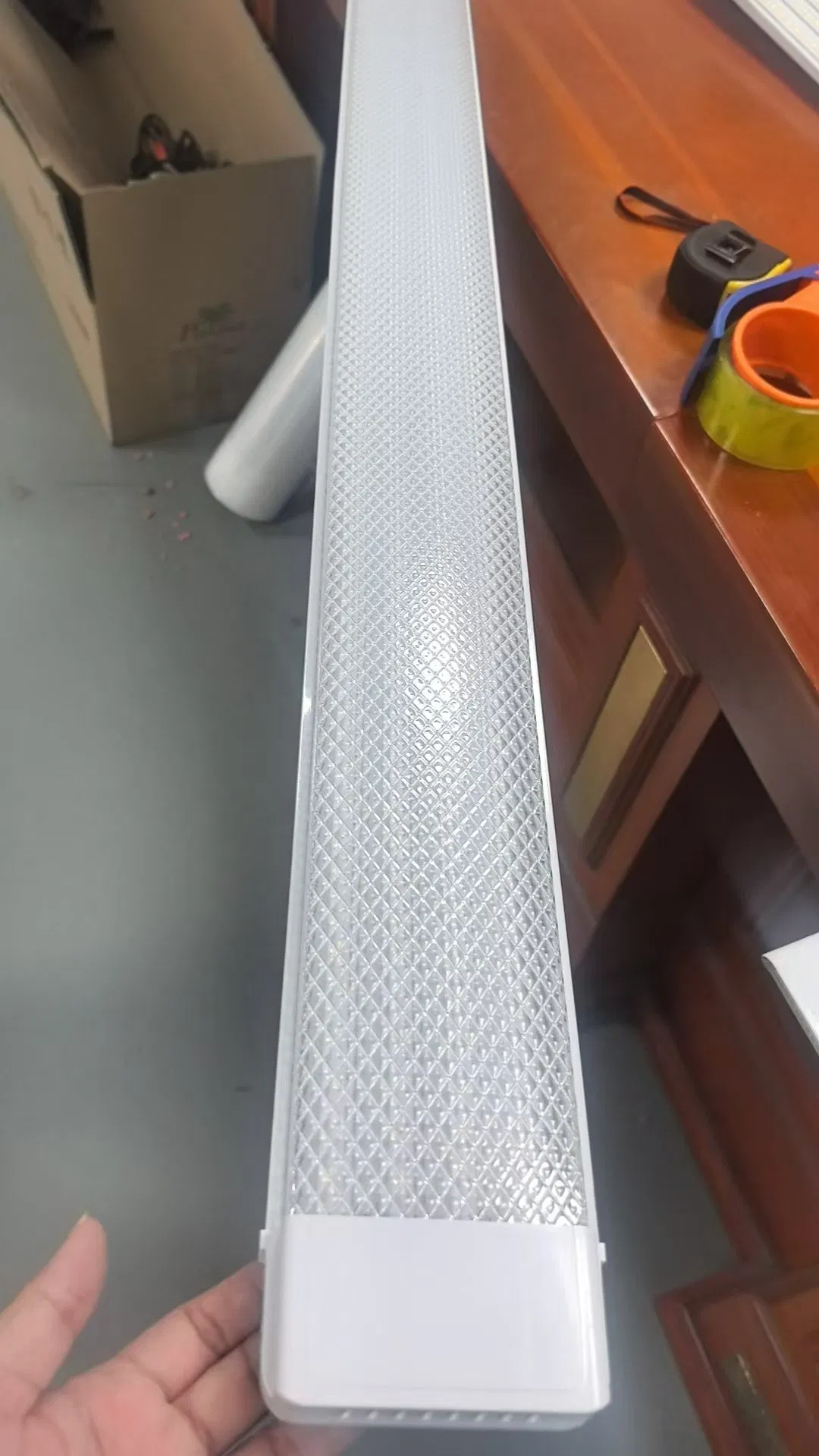 Tubo Linear 2-4 Linha 20W 40W 60W 80W 100W 120cm Luz LED de Montagem na Parede