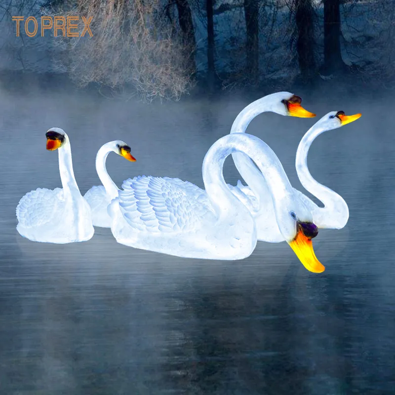Detalhe Cisne de Resina com Iluminação A