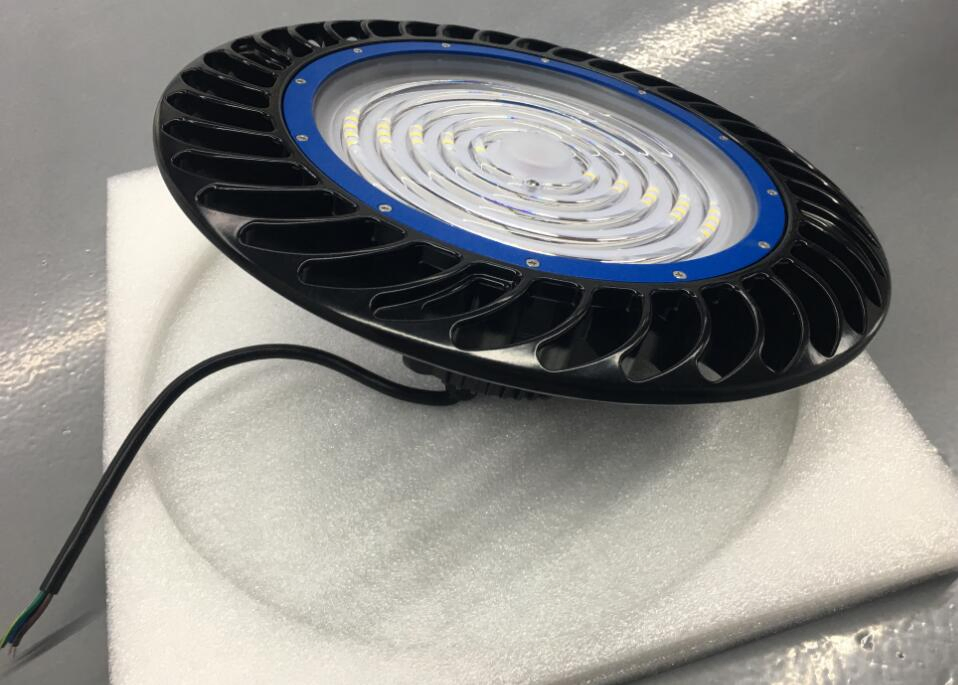 5 Anos de Garantia Iluminação de Alto Lúmen 100W 120W 150W 200W 250W Luminárias de Alta Potência LED UFO para Teto Alto