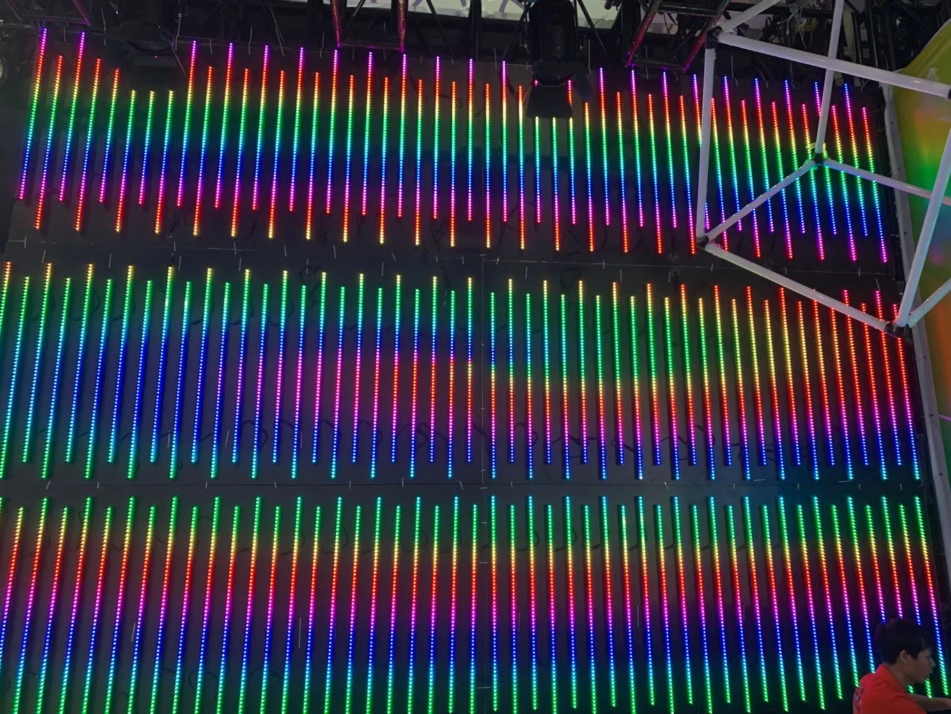 Novo Tubo de Luz Pixel LED RGBW Artnet/DMX para Decoração de Parede