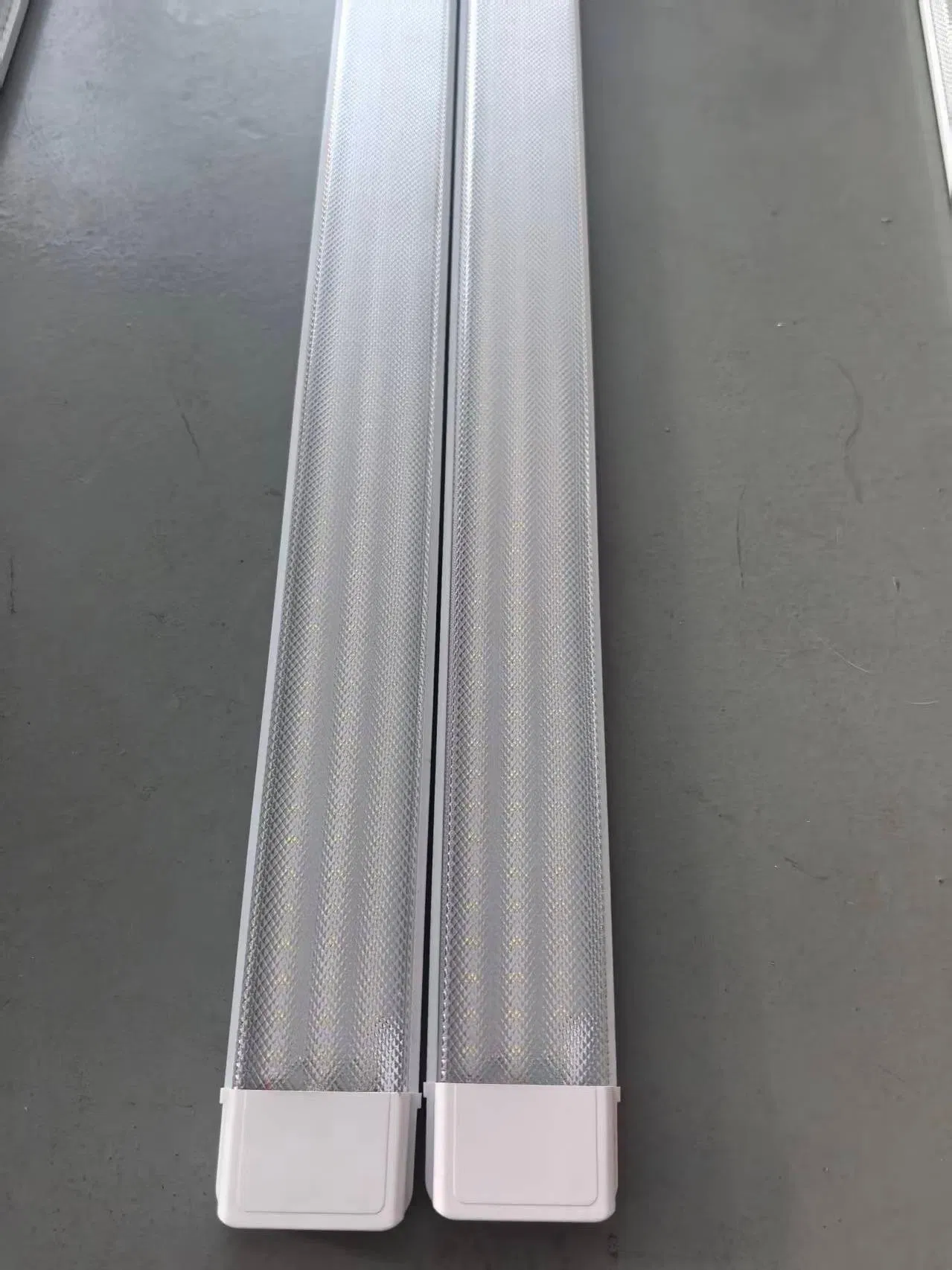Tubo Linear 2-4 Linha 20W 40W 60W 80W 100W 120cm Luz LED de Montagem na Parede