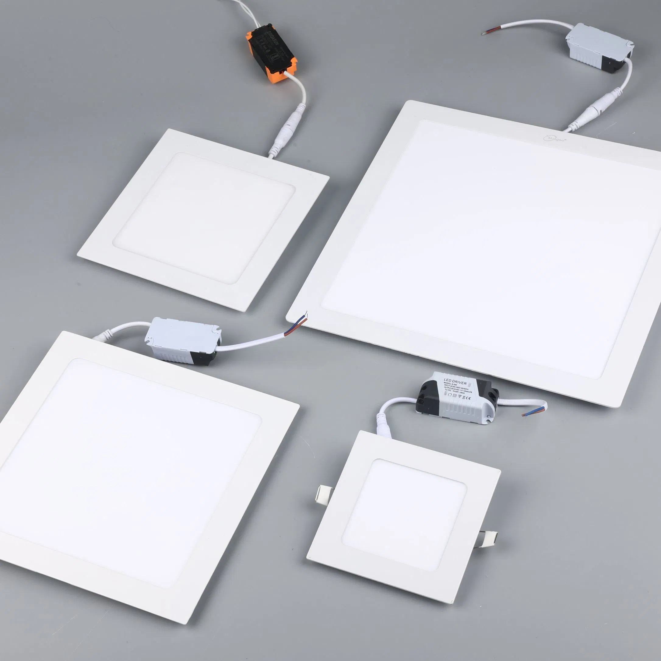 Ucr<19 Luz de Painel de Teto LED Recessada na Parte Traseira ERP2.0 12W 18W CCT