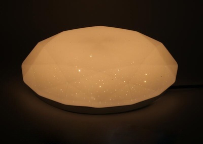 Lâmpada de Teto Painel LED Moderna Forma de Diamante Bonita Luz de Teto Estelar