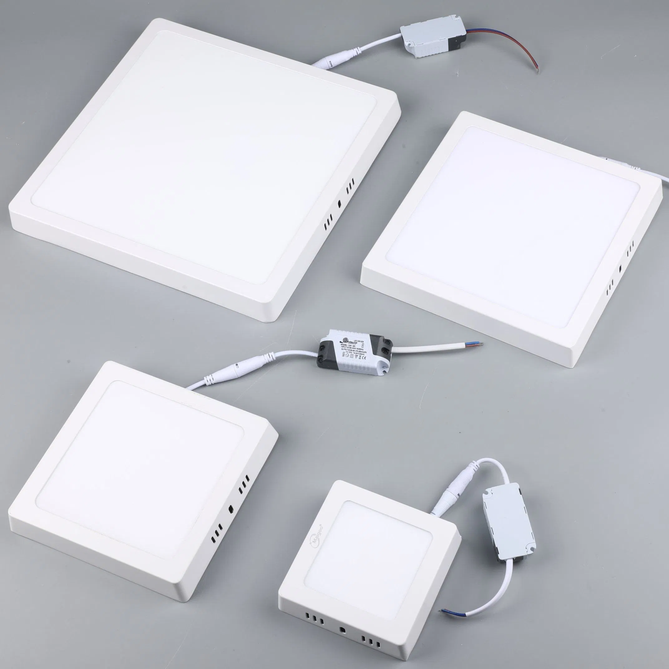 Ucr<19 Luz de Painel de Teto LED Recessada na Parte Traseira ERP2.0 12W 18W CCT