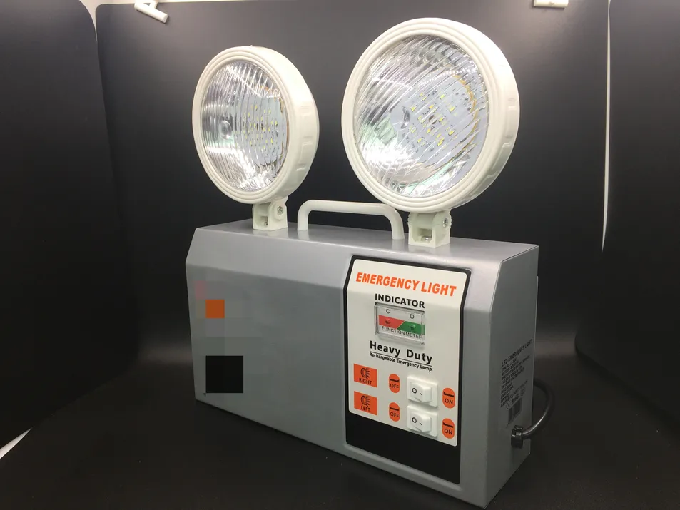 Detalhe Luz de Emergência 1