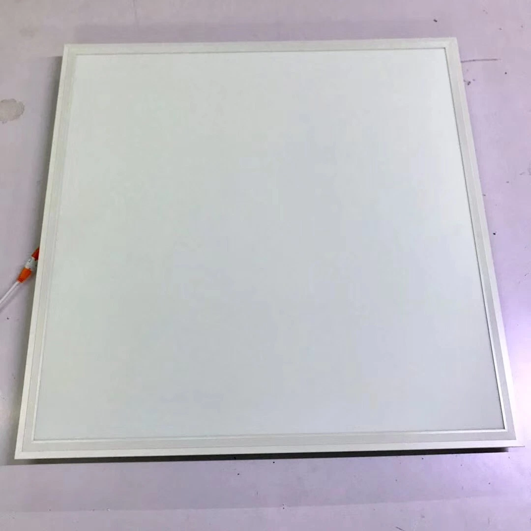 Distribuidor da China 36W 40W 48W Luz Branca Quente Alumínio Quadrado Redondo 60X60 Painel LED