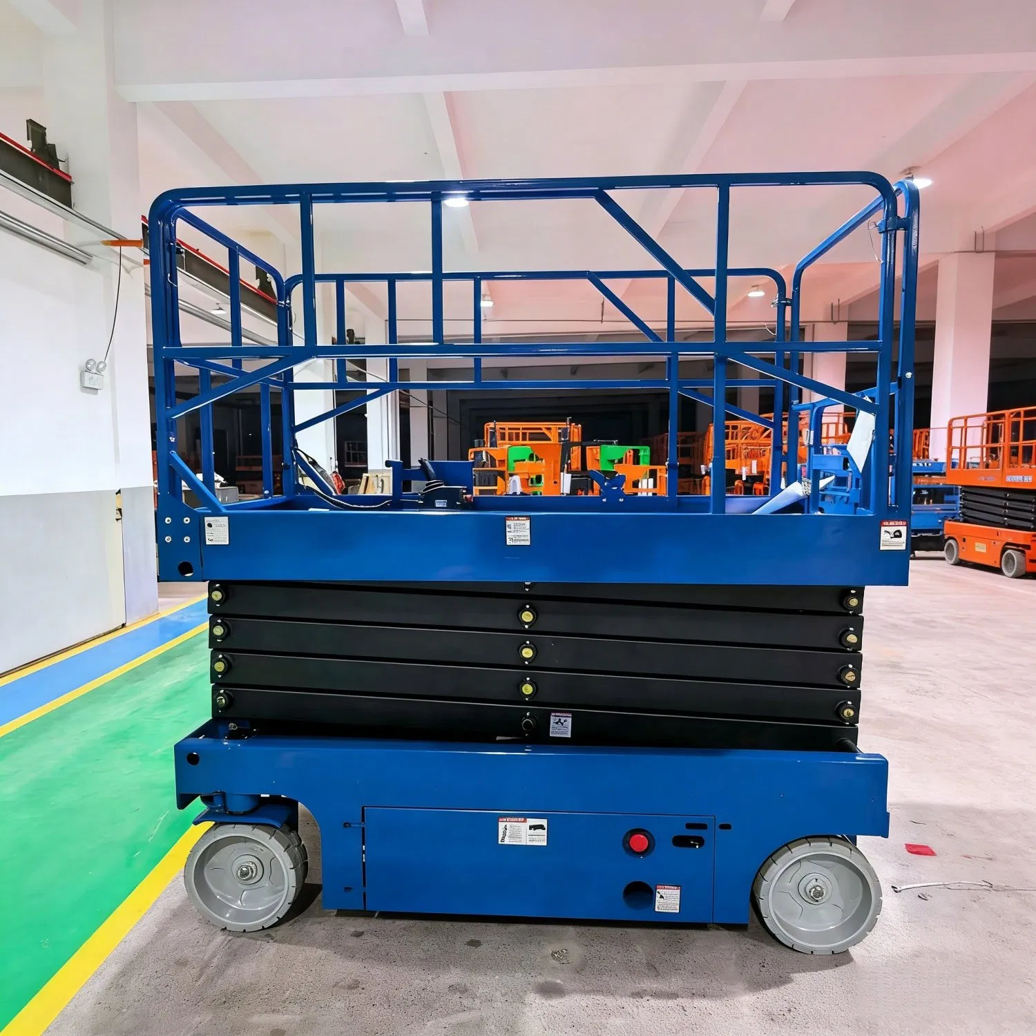 Strong Diesel Hydraulic 500kg 18m Aerial Work Platform, Industrial Aerial Lift Platform with High Loading and High Lift