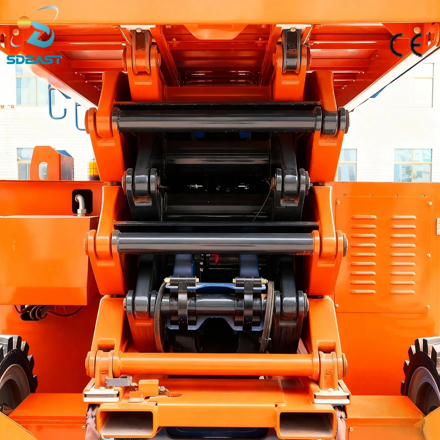 Factory Direct Sales off Road Scissor Lift Lifting Heights 10m 12m 14m 16m 18m High Power Output Ideal for Construction Sites Muddy Uneven Terrains