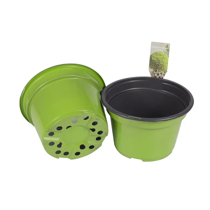 Plastic nursery pot 3