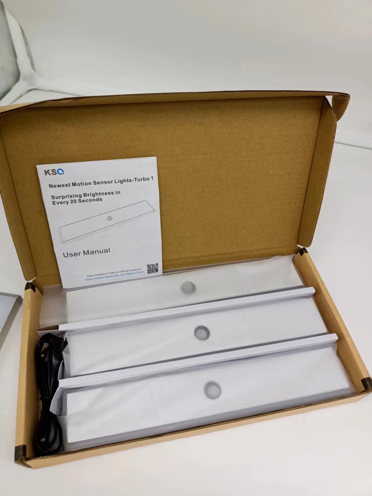 LED Motion Sensor Light 30-LED Lighting for Homelife Remote Wireless Battery Powered Lights Bar (3 Pack)