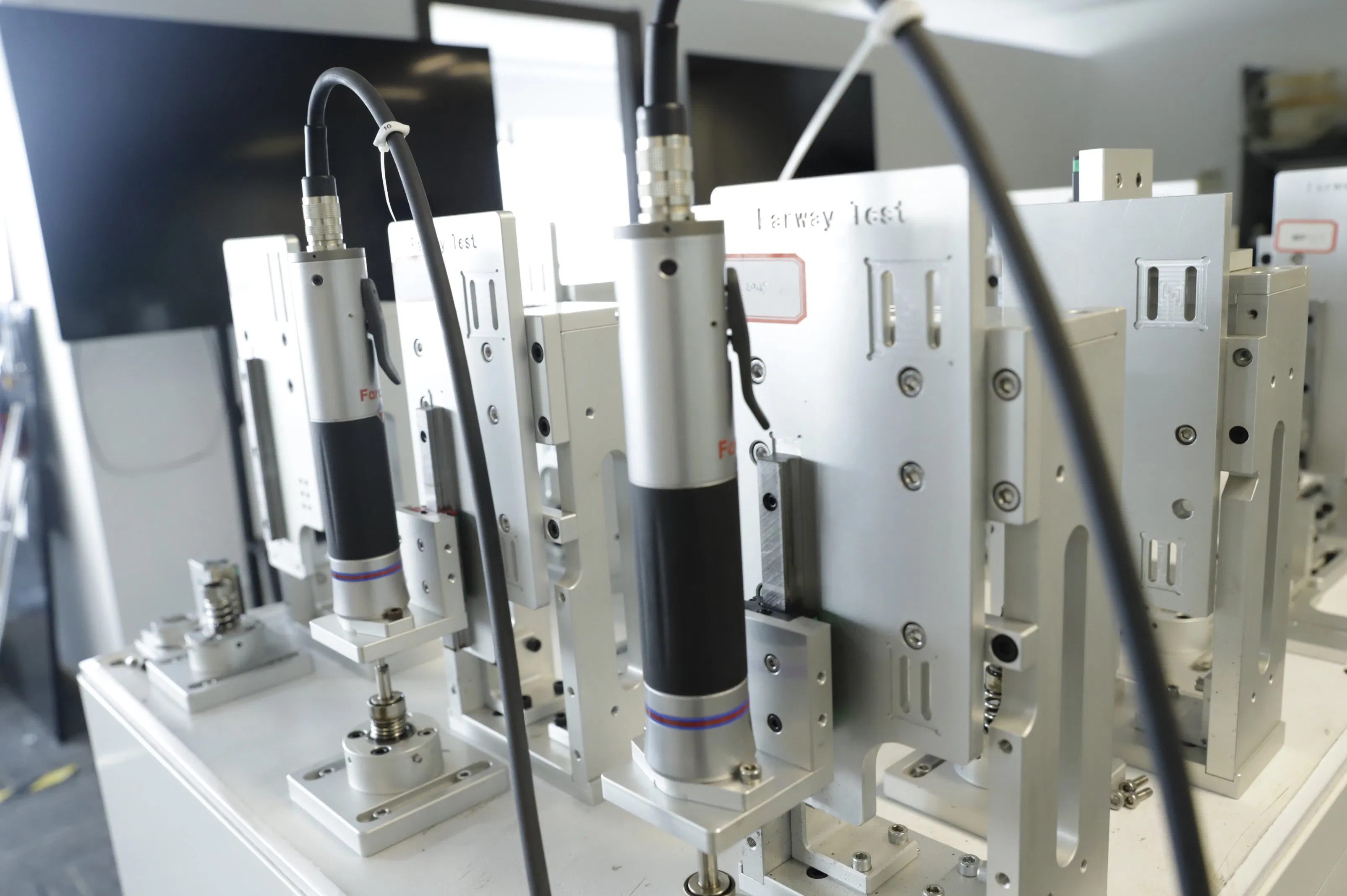 High Torque Cordless Precision Electric Screwdriver for Professionals