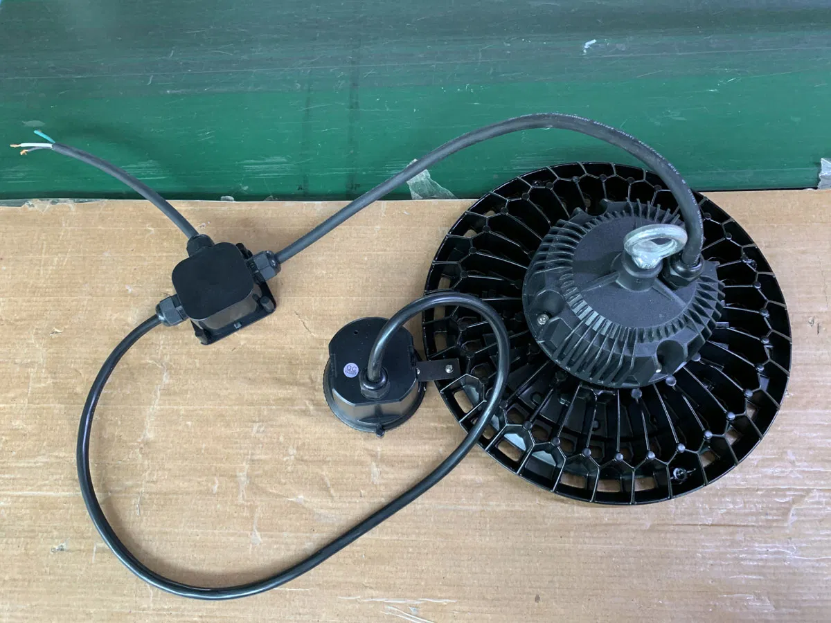 100W 150W 200W 300W UFO SMD LED High Bay Lighting with Microwave Motion Sensor