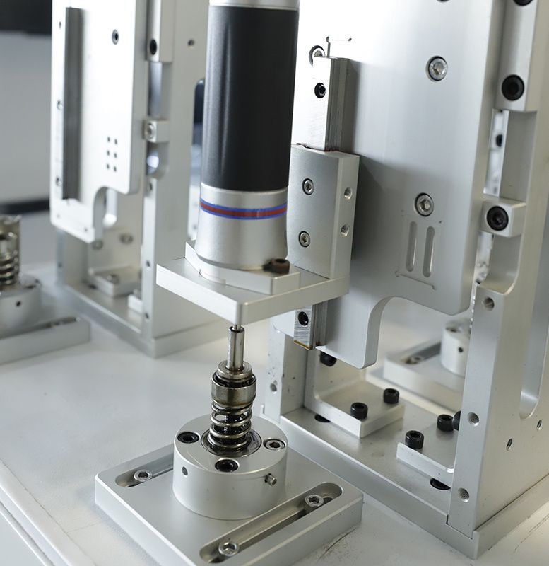 High Torque Cordless Precision Electric Screwdriver for Professionals