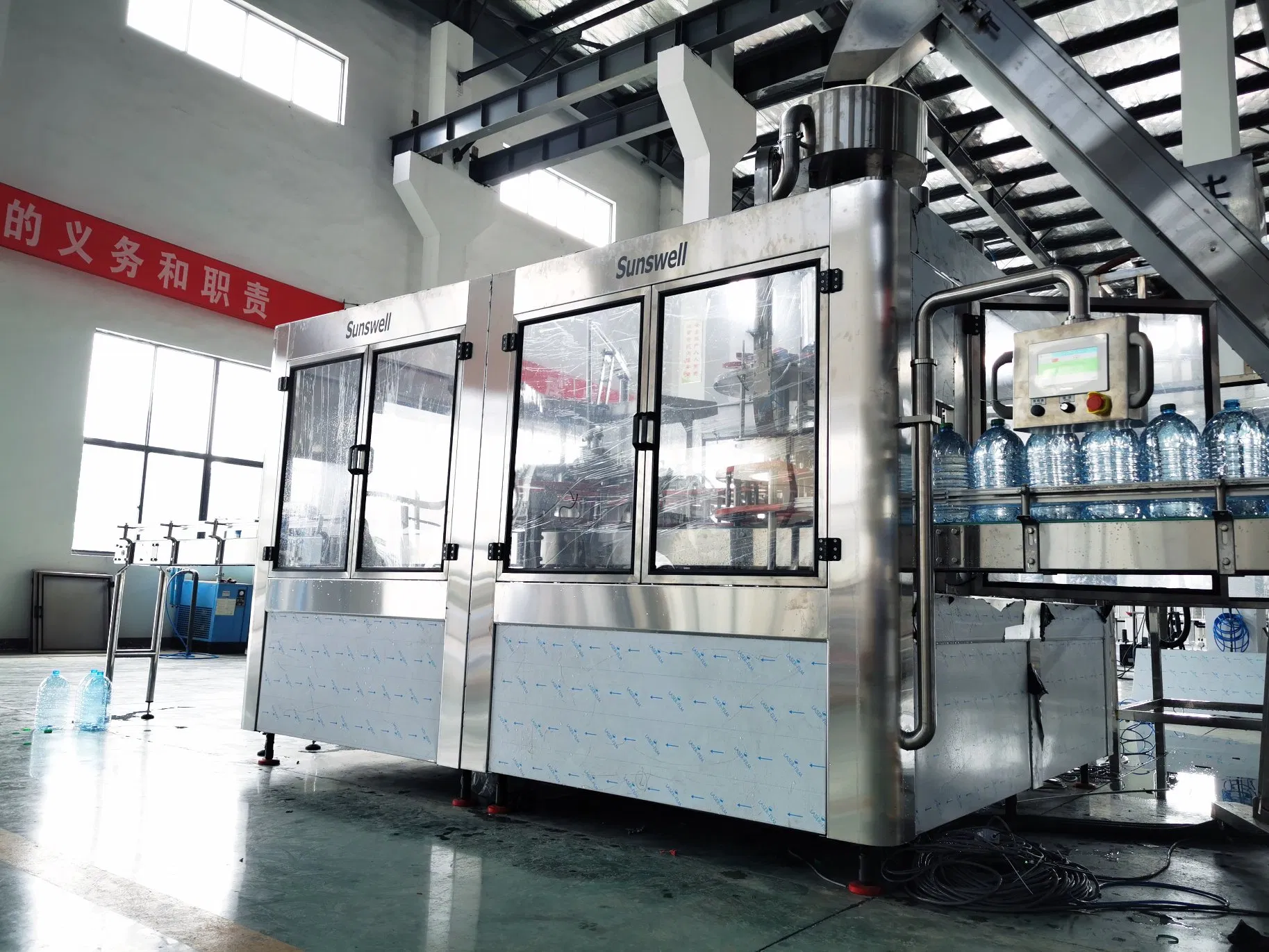 3-10L Multi-Head 10000bph Filling Packing Line Pure Water Filing Machine