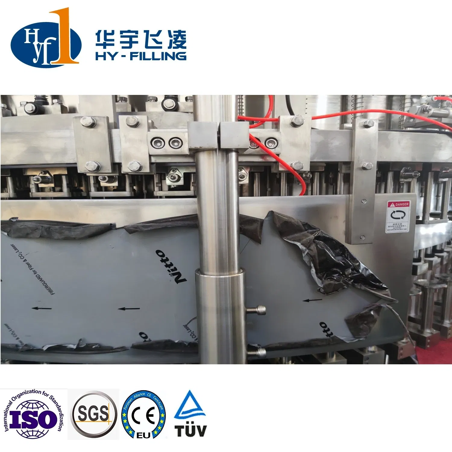 Multi-Head Single-Room Feeding Carbonated Drink Production Line Glass Bottle Filling Machine