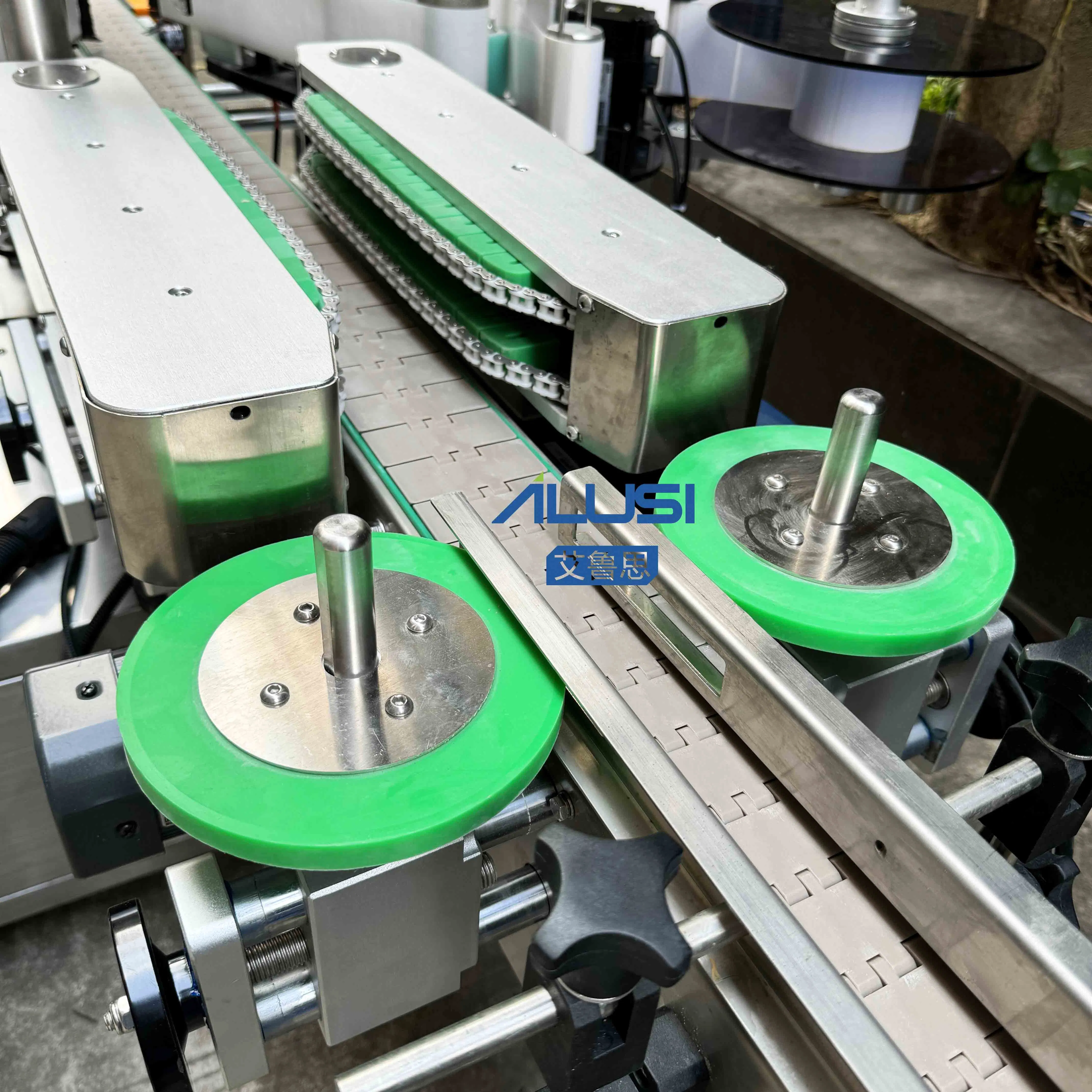 Shower Gel Laundry Detergent Double Sided Labeling Machine Automatic Front and Back Sides Adhesive Sticker Labeler