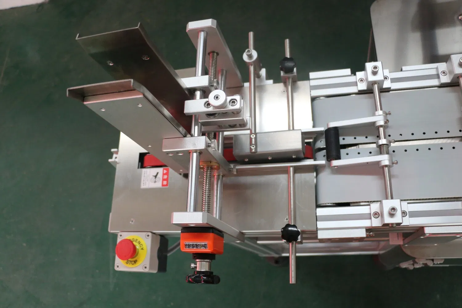 Auto Self-Adhesive Labeling Machine for Unformed Cartons Tag Paging Labeler