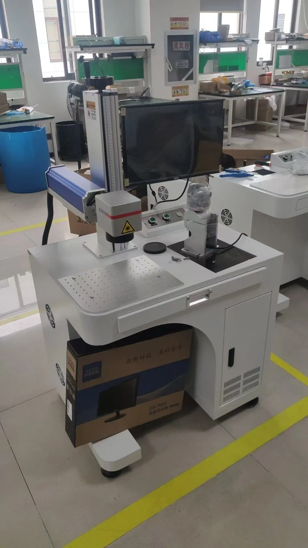 20W Cabinet Laser Marking Machine with Rotation Axis Function