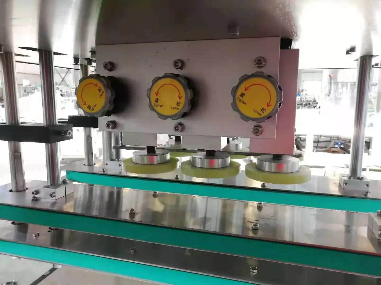 Automatic 6 Wheels Plastic Bottle Bottle Screw Capping Machine