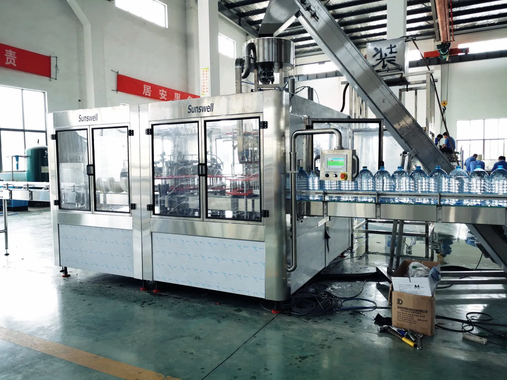 3-10L Multi-Head 10000bph Filling Packing Line Pure Water Filing Machine
