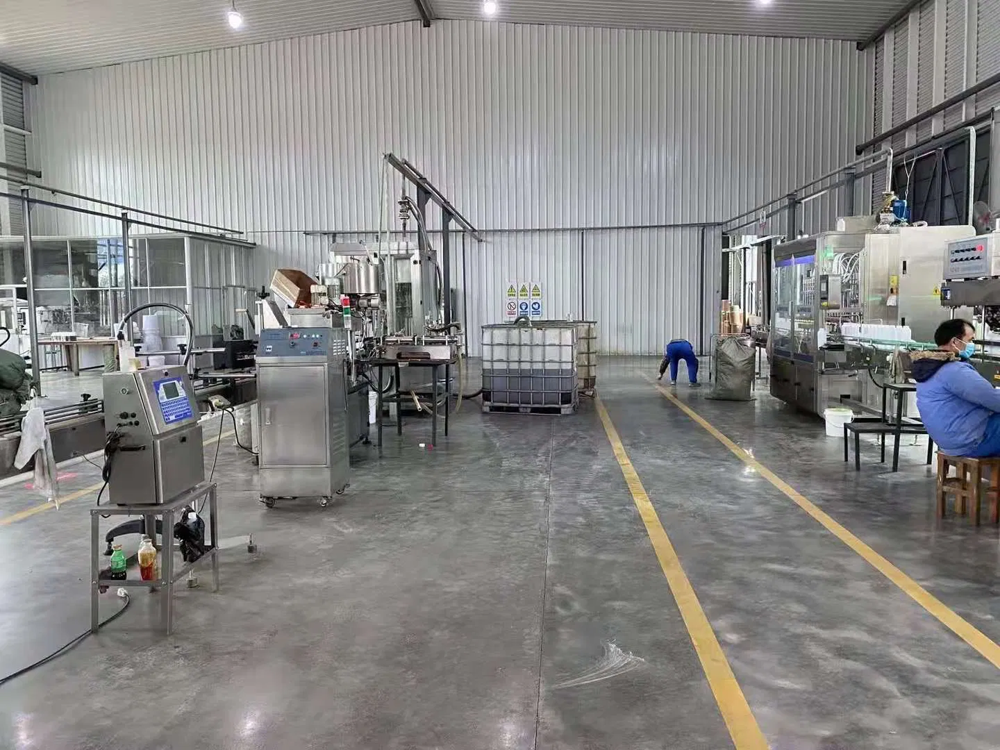 Factory Sale Glass Jars Aluminum Foil Induction Cap Sealing Machine for Full Filling Line