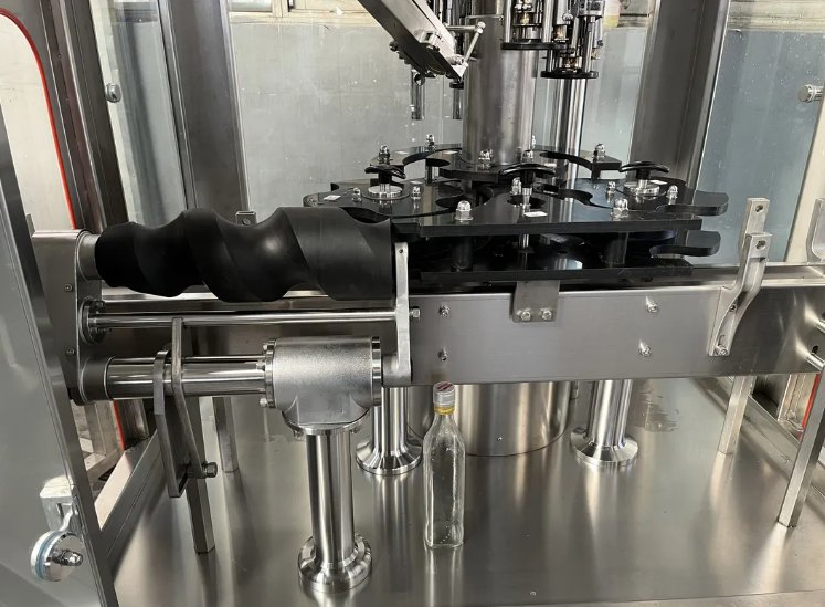 Automatic Ropp Stevin Aluminium Cover Liquor Glass Wine Bottles Pilfer Proof Caps Screw Locking Capping Machine