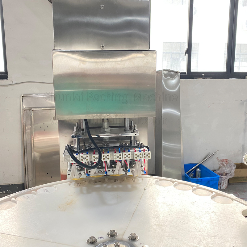 High Efficient Automatic Induction Edible Potato Filling Sealing Machine Kis-1800