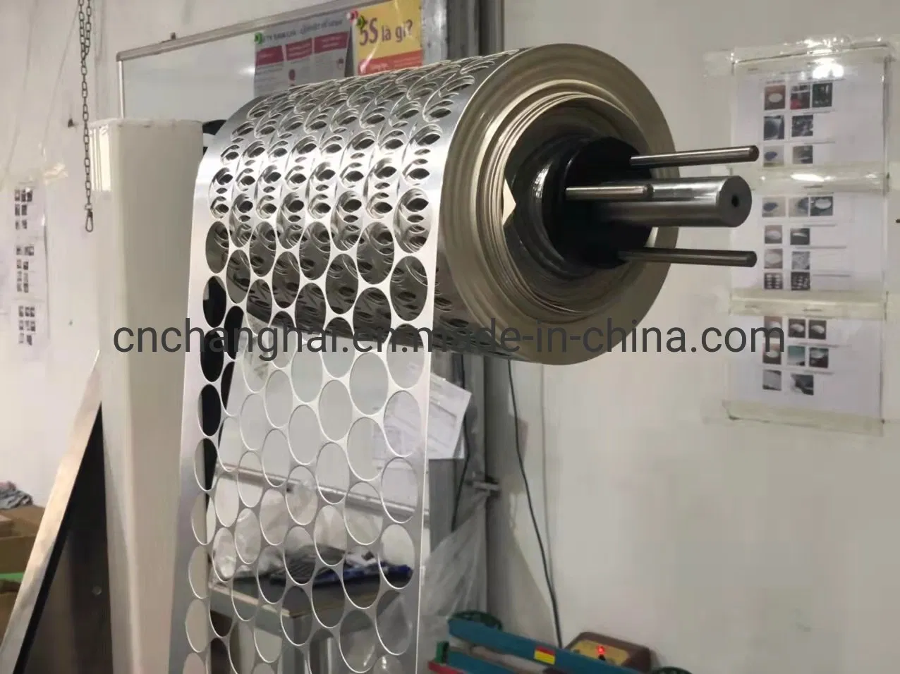 Dh500d Wads Punching Machine Induction Cap Sealing Wads Liners Punching Machine Roll Die Cutting Punching Machine for Induction Cap Sealing Alu Laminated Rolls