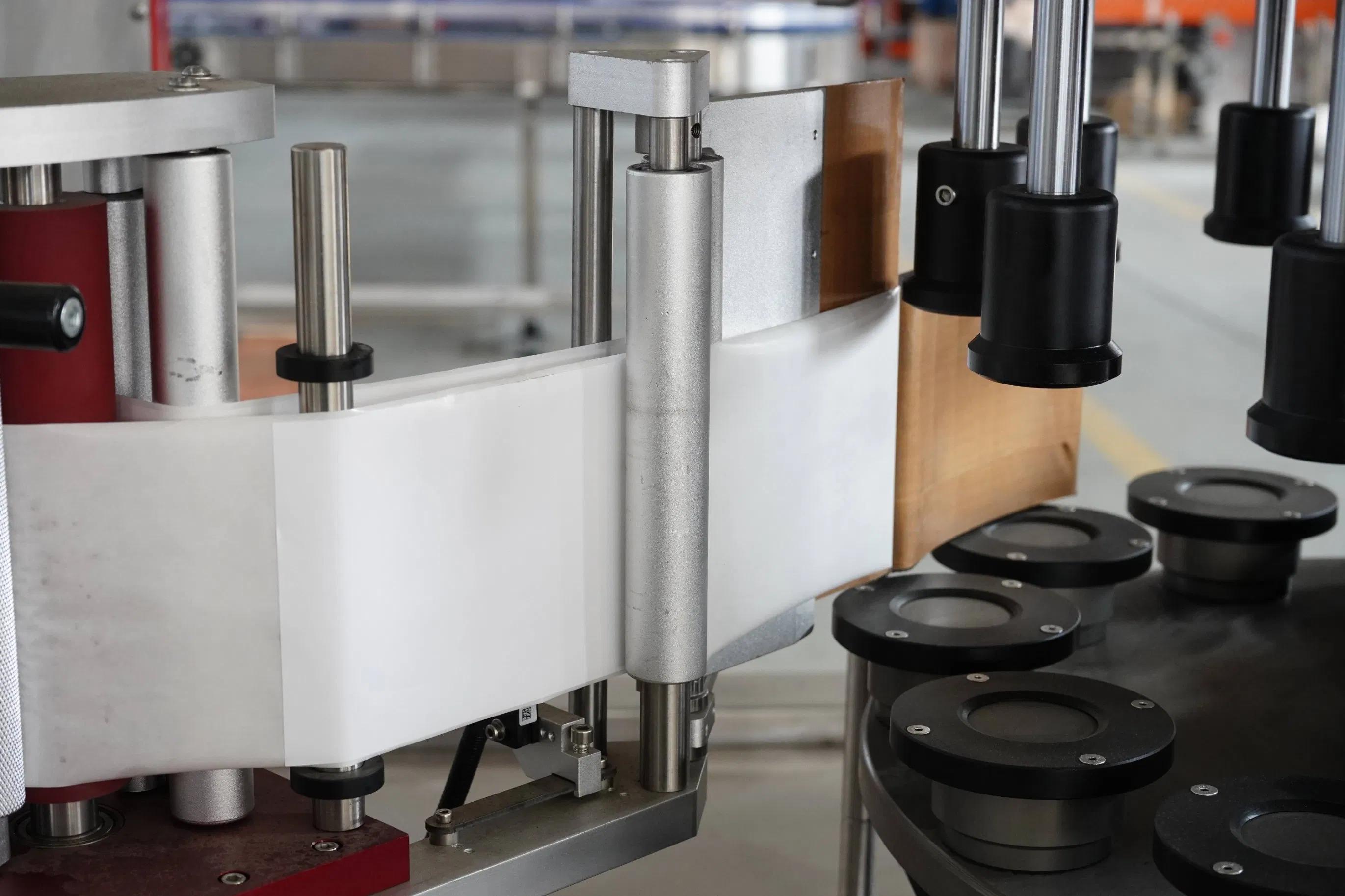Industrial-Grade High-Speed Adhesive Labeling Equipment for All Needs
