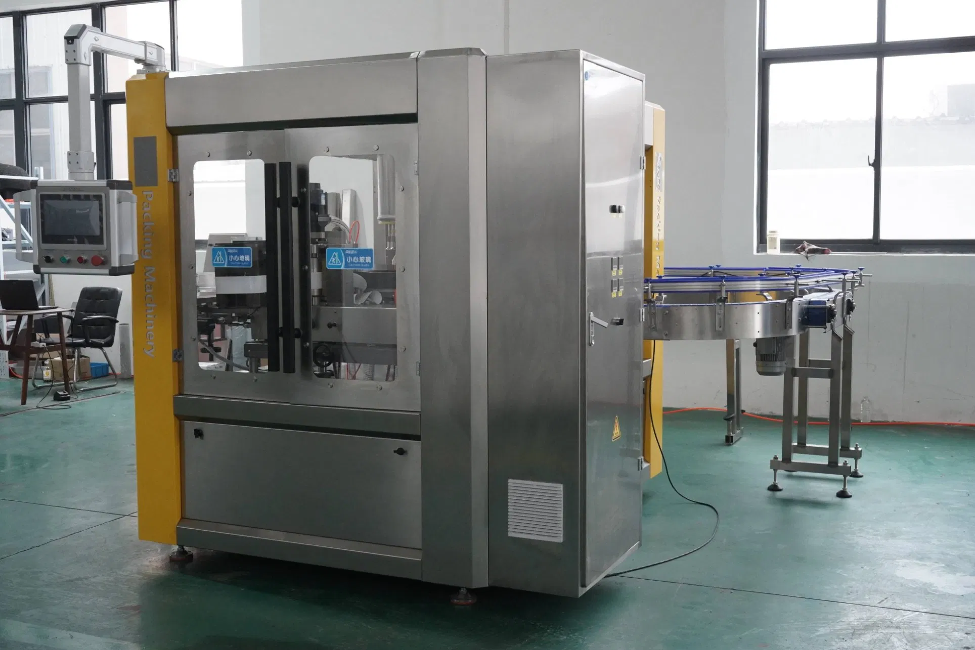 Advanced Round Bottle Labeling System with Custom Voltage Options