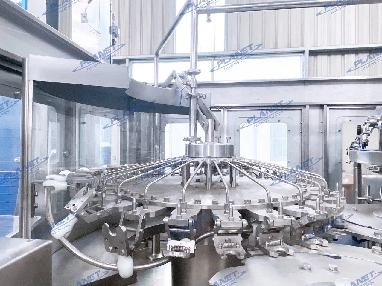 Soda Sparkling Carbonated Soft Drink Liquid Beverage Juice Energy Drinks Spirit Pet Bottle Carbonated Drink CO2 Beer Soda Soft Water Juice CSD Filling Machine