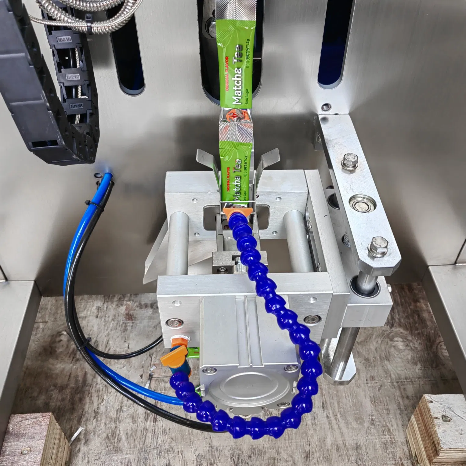 Small Bag Tea Powder Packing Machine Automatic Packing Machine Sealing Machine Filling Machine