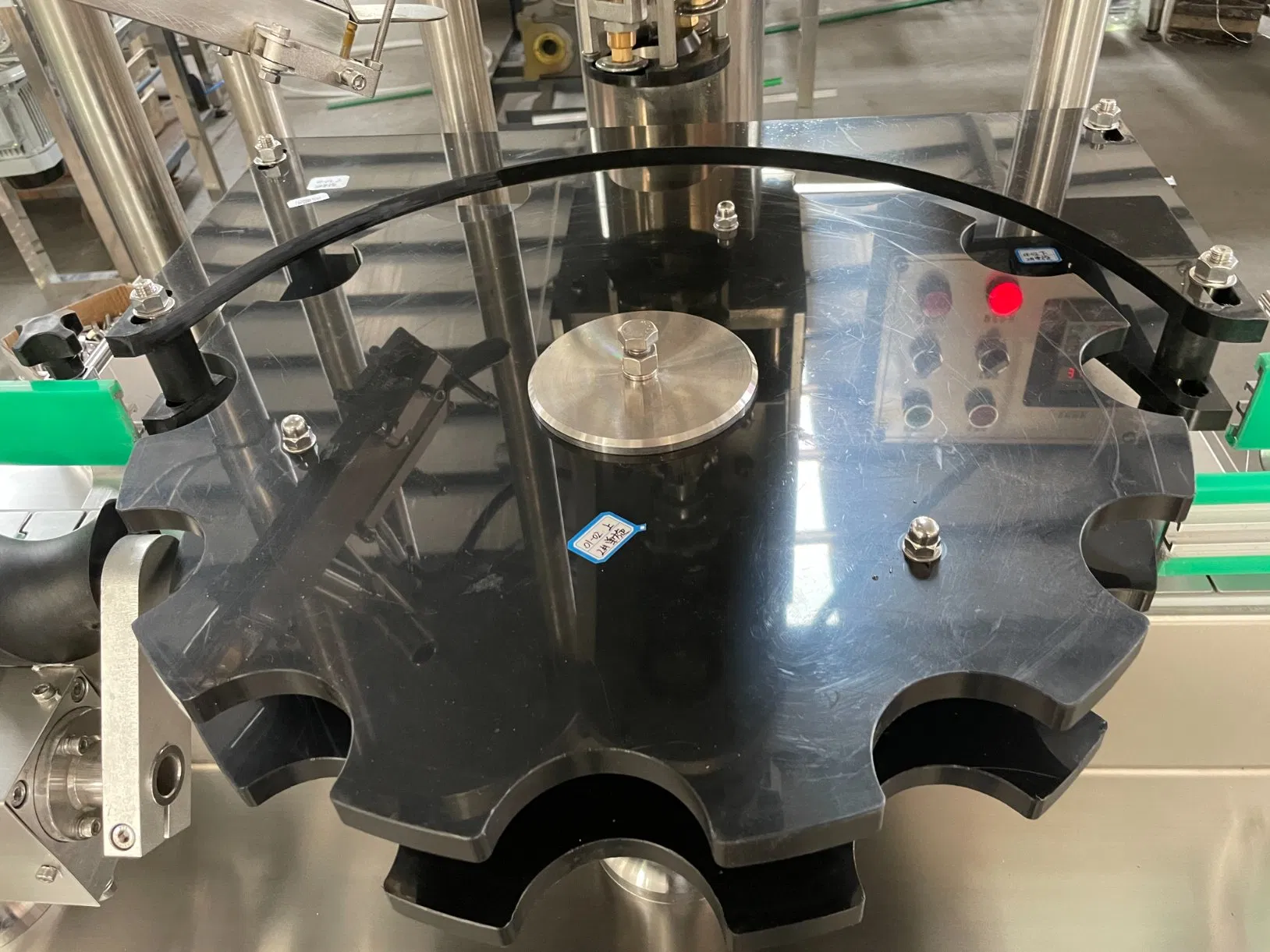 Automatic Juice Wine Spirits Aluminum Caps Capping Machine Ropp Capper Screw Sealing Machine