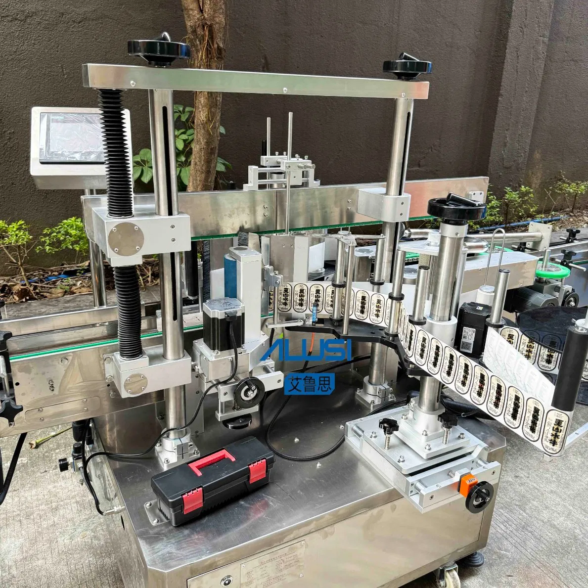 Shower Gel Laundry Detergent Double Sided Labeling Machine Automatic Front and Back Sides Adhesive Sticker Labeler