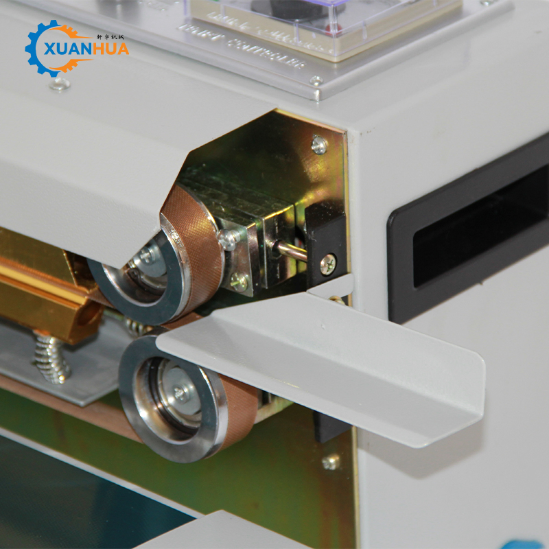 Hand Heat Aluminum Automatic Continuous Band Sealer Manual/Handheld Induction Pedal Can Sealing Machine