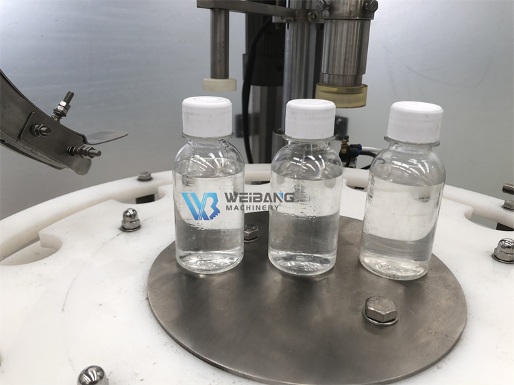 Automatic Glass Bottle with Metal Cap Screw Thread Bottle Capping Machine