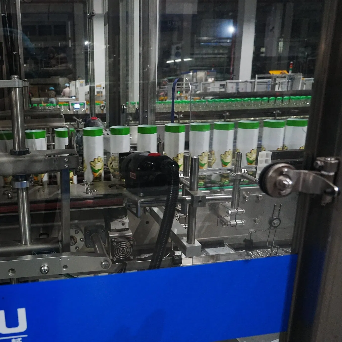 27000bph Fully Automatic Sleeve Labeler Sleeve Labeling Machine Shrink Sleever