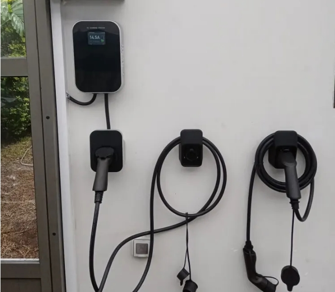 APP Control 3phase Dynamic Load Balancing AC EV Car Charger