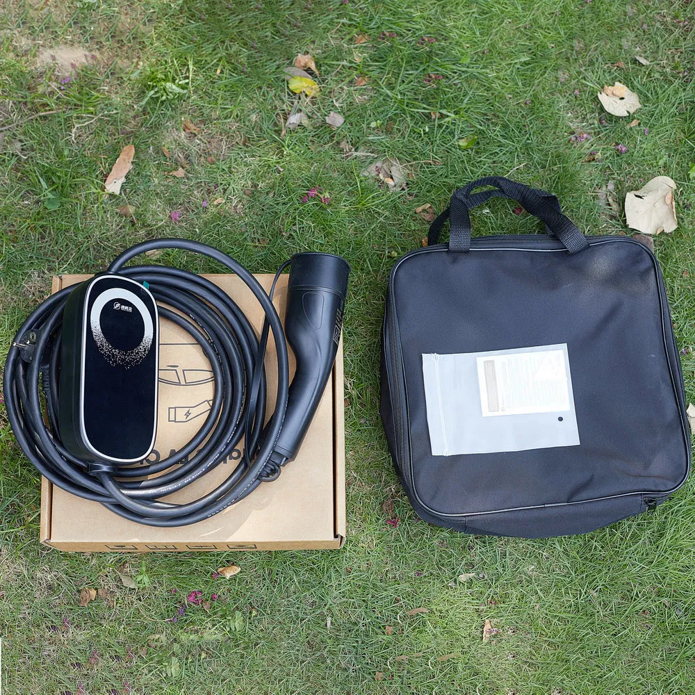 Dustproof High Compatibility Qd07 Portable Electric Car Charger with WiFi Control