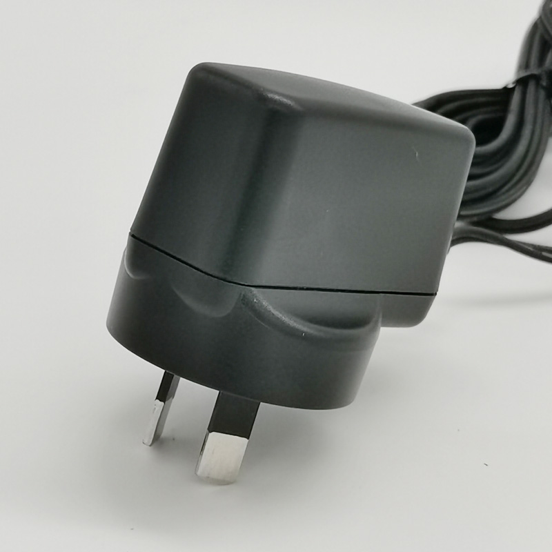 Factory Wholesale Au Plug 5V 1A Dual USB Adaptor/ Adapter/ Charger for Travel