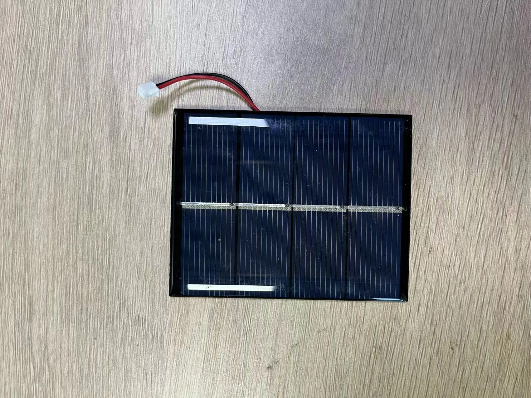 Mini Solar Panel Charger for Easy Energy Solutions Outdoors