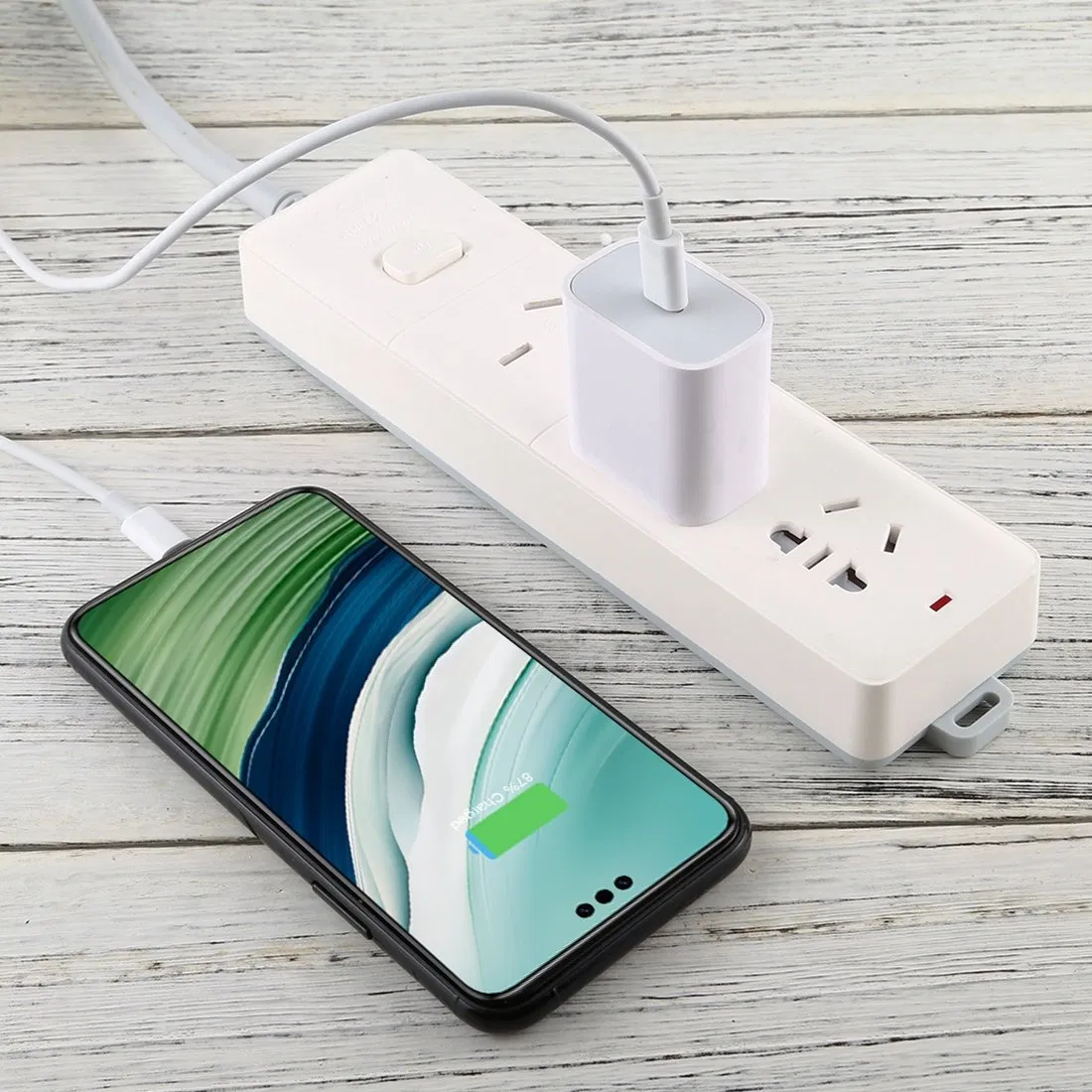20W USB-C Pd Fast Charger Compatible with iPhone iPad Phone Universal Power Adapter 20W USB-C Power Delivery Charger Wall Adapter CE FCC RoHS Certificate