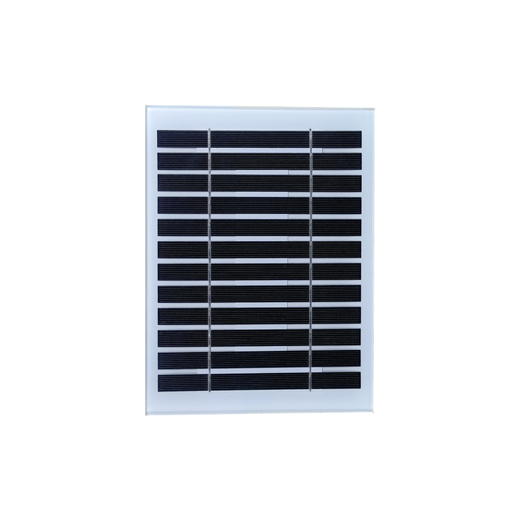 Compact Solar Charger for Efficient off-Grid Power Supply