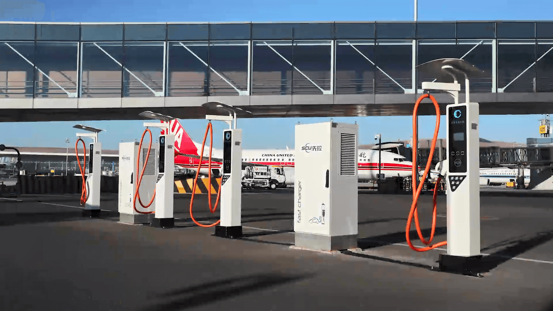 SCU One-Fits-All Solution Solar PV Battery Energy Storage EV Dc Charger Electric Car Charging Station