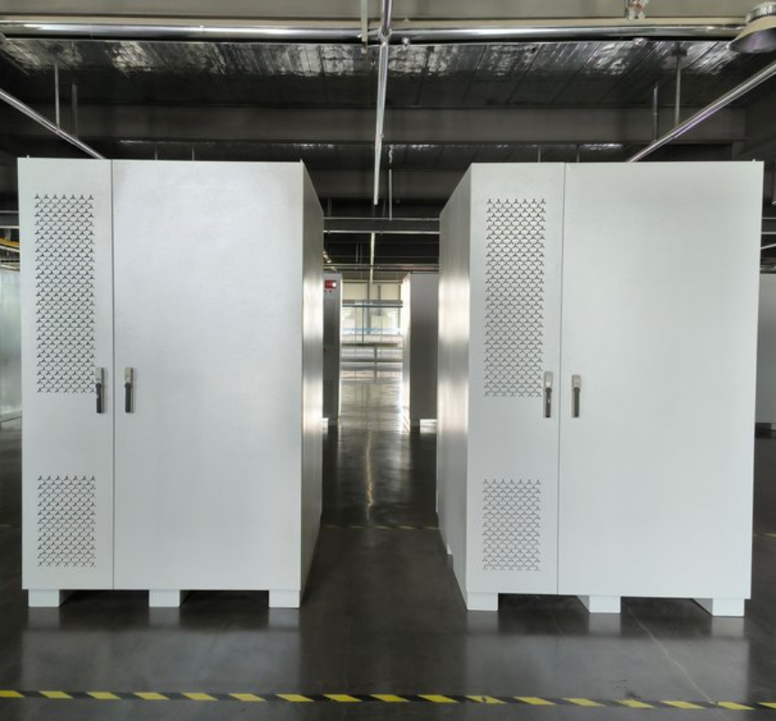 Commercial All-in-One Ess Cabinet LiFePO4 Battery Energy Storage System 241kwh 125kw with Liquid Cooling 8000 Cycle Life