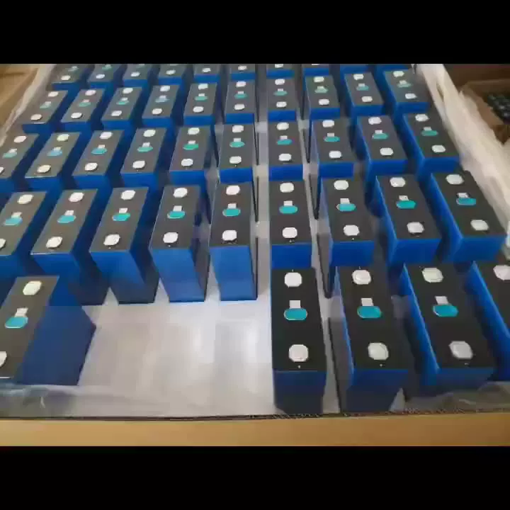 GRADE a LF168 Electric Vehicle Power System 3.2V Prismatic Liquid Battery with LiFePO4 Cathode 4000 Cycles