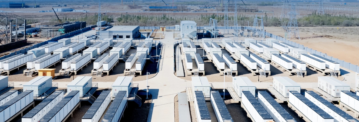 EBlock 250 Water Cold Industrial and Commercial Energy Storage System Solution 125kw 250kwh Lifepo4 Battery Energy Storage